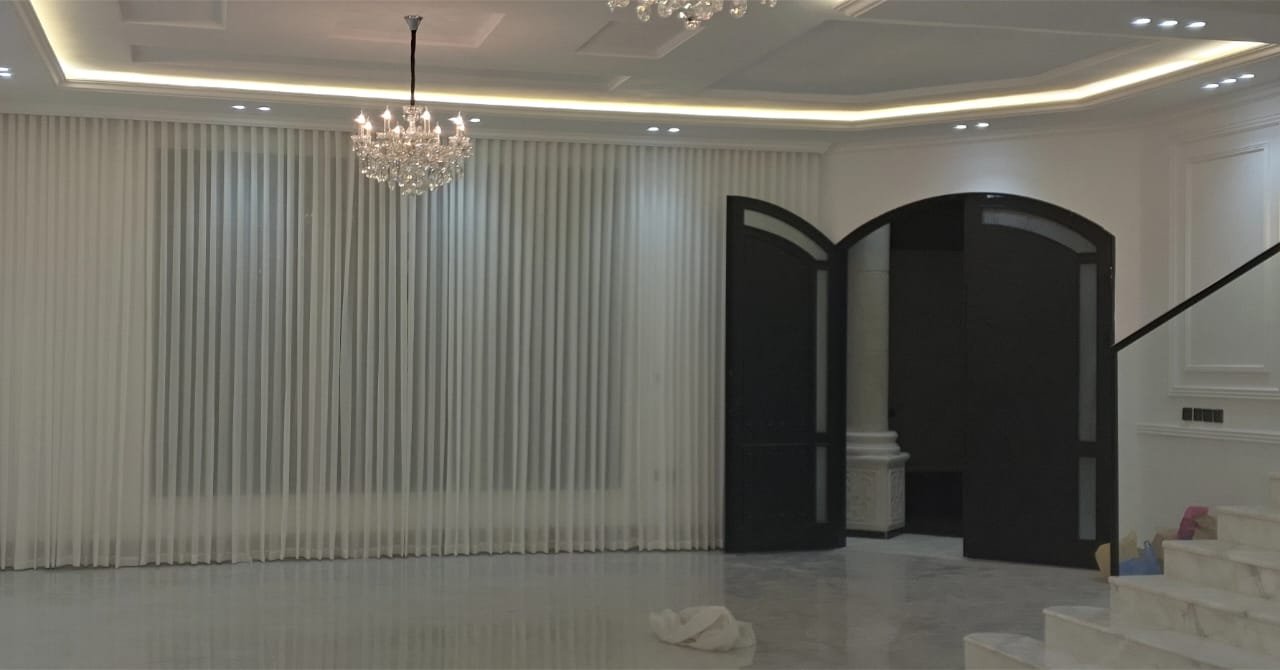 ستائر بتصميم أنيق